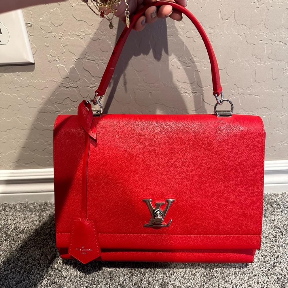 SOLD! SOLD! SOLD!
Authentic LV lockme